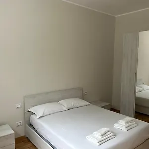 Appartamento Moscova Luxury Bruno, Milano